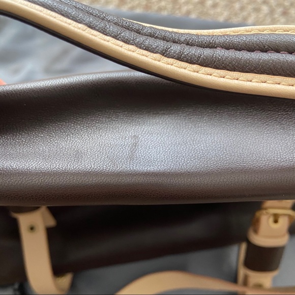 Navyboot | Leather Satchel with Turquoise Accent - Picture 14 of 16